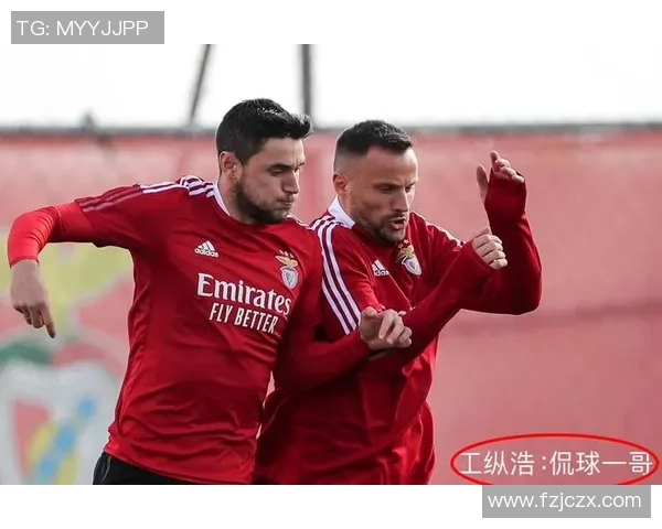 中超激战本菲卡小胜阿森纳红牌事件引发全场热议