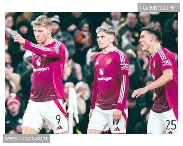 曼联4-0战胜皇马绝杀瞬间解析全场战术布局与精彩瞬间回顾 曼联4-0战胜皇马绝杀瞬间解析全场战术布局与精彩瞬间回顾