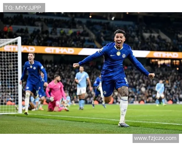 英超激战:多特蒙德6比2狂胜利物浦点球大战瞬间点燃全场激情 英超激战:多特蒙德6比2狂胜利物浦点球大战瞬间点燃全场激情