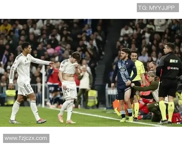 西甲激战曼联大胜皇马红牌争议引发全场热议 西甲激战曼联大胜皇马红牌争议引发全场热议